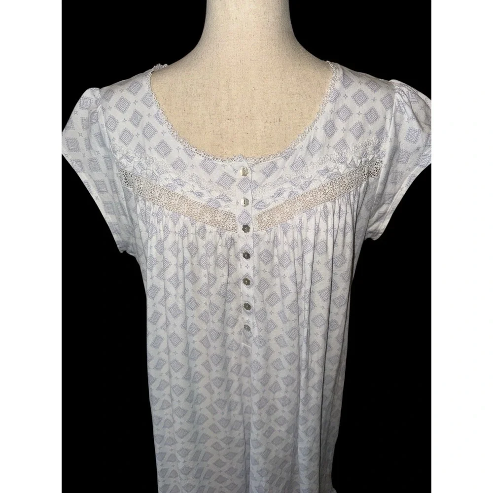 Eileen West Nightgown Womens L White Blue Diamond Lace Trim Ruffle Hem Cotton